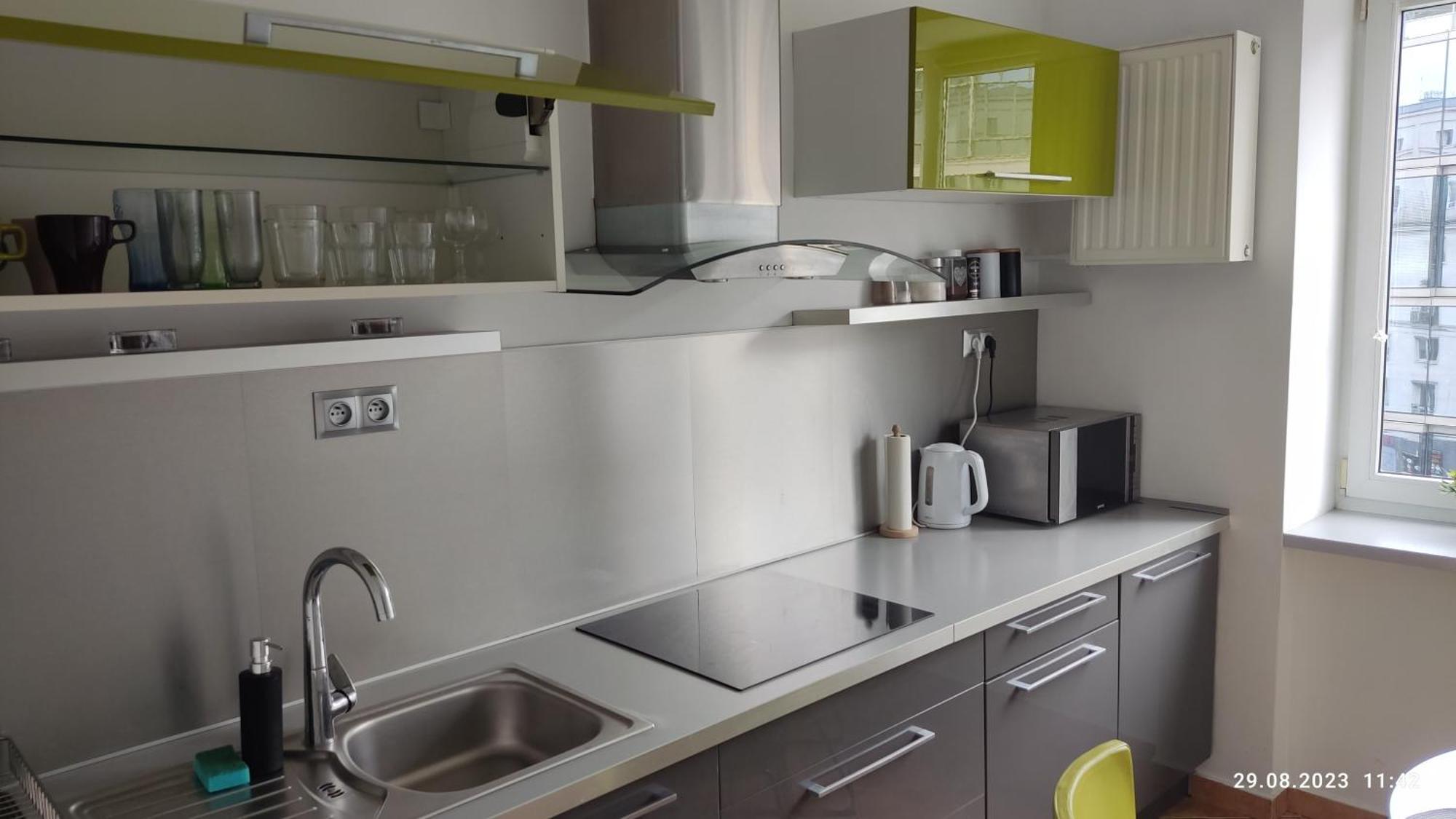 Be My Guest - Krucza Elegant Apartment - Rondo De Gaulle'A Center Of Warsaw Metro Wi-Fi Breakfast Exterior photo
